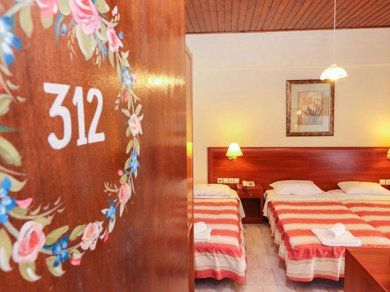 Spa Hotel Alex Loutra Edipsou  Extérieur photo