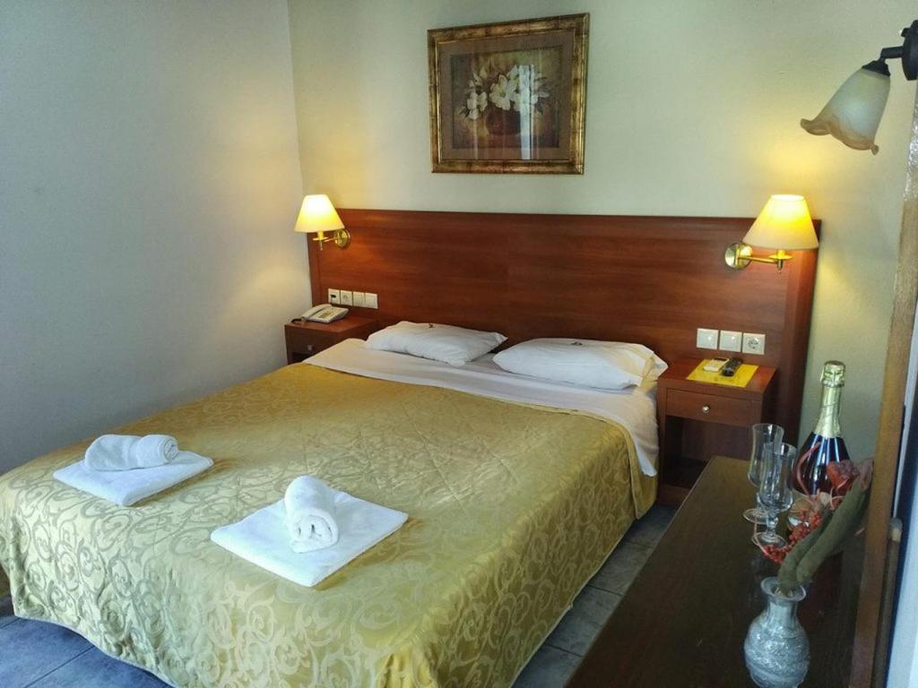 Spa Hotel Alex Loutra Edipsou  Extérieur photo